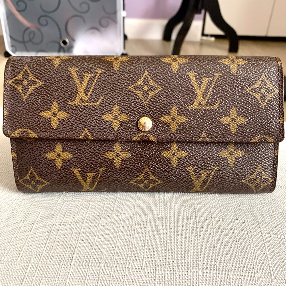 ❌SOLD❌ Louis Vuitton wallet